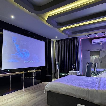 M&H Cinema Hotel Ho Si Minh-város Kültér fotó