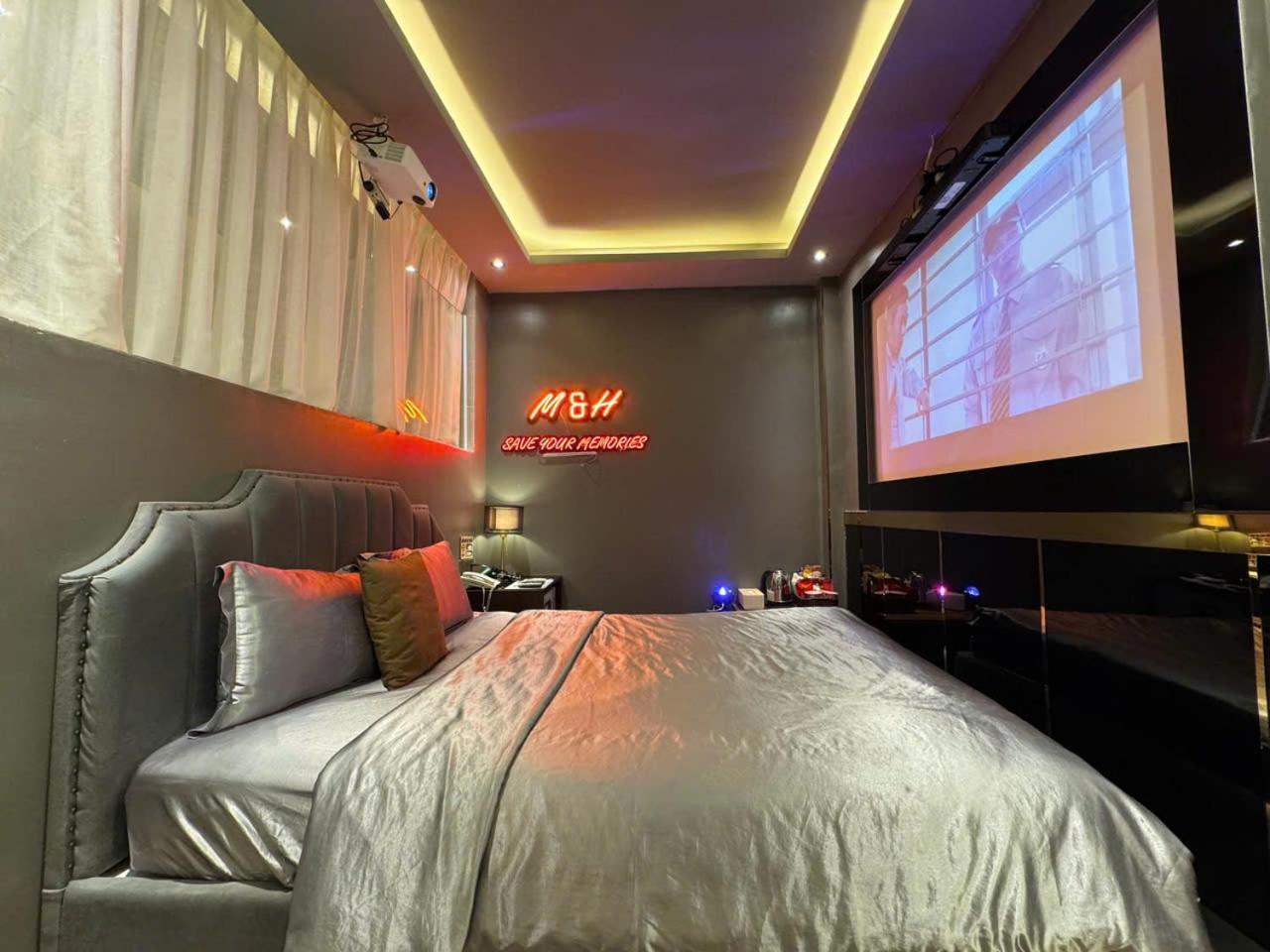 M&H Cinema Hotel Ho Si Minh-város Kültér fotó