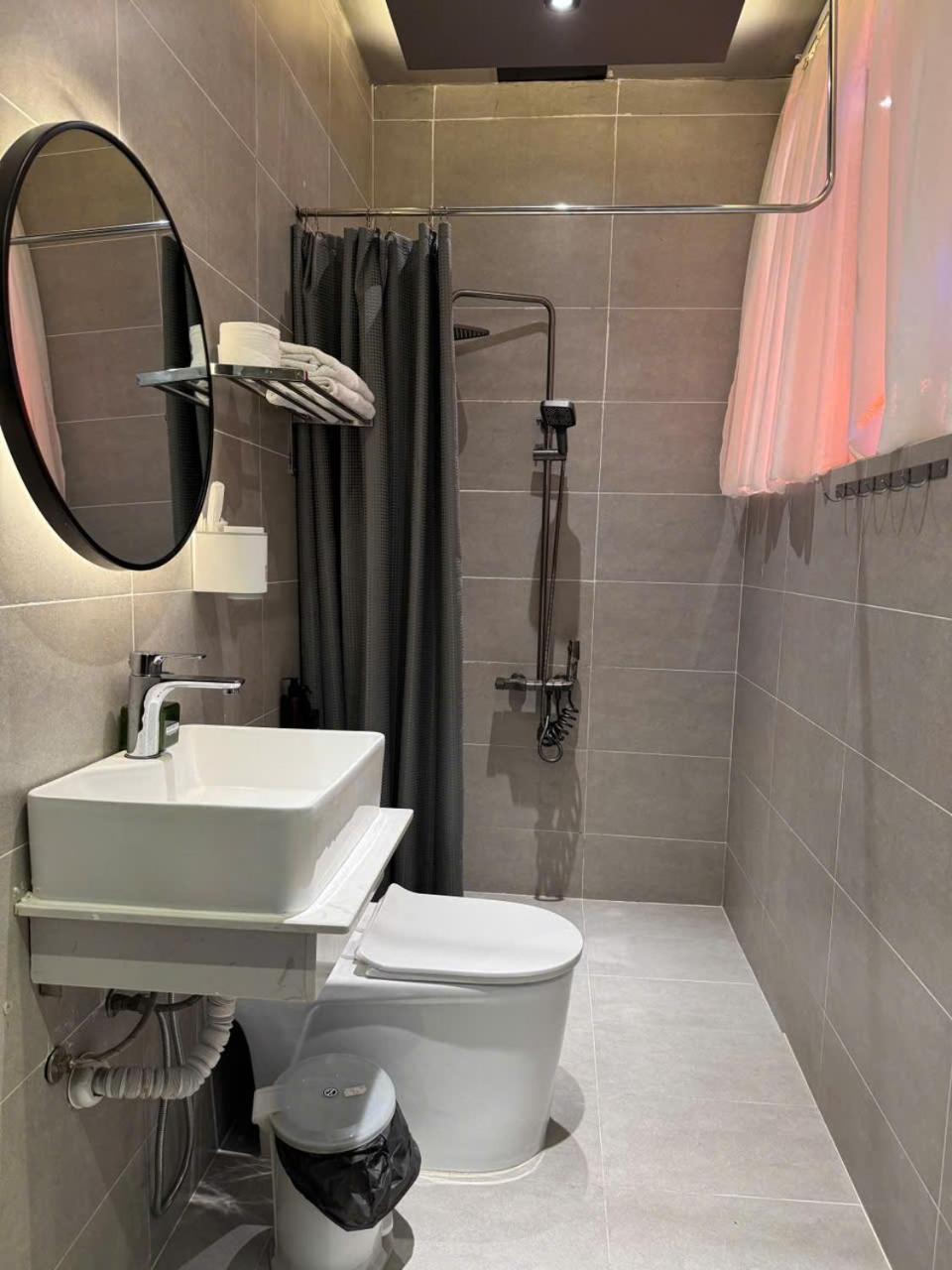 M&H Cinema Hotel Ho Si Minh-város Kültér fotó